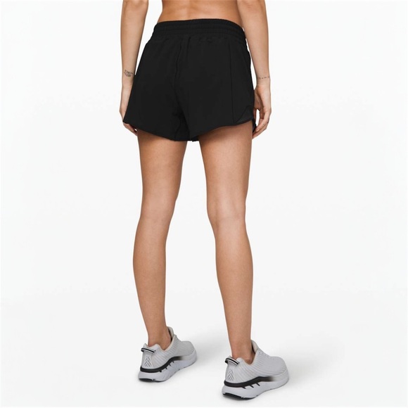 Lululemon Hotty Hot Short *High-Rise Long 4"•Black - Picture 3 of 14